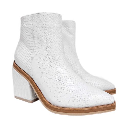 Tasha White Boot